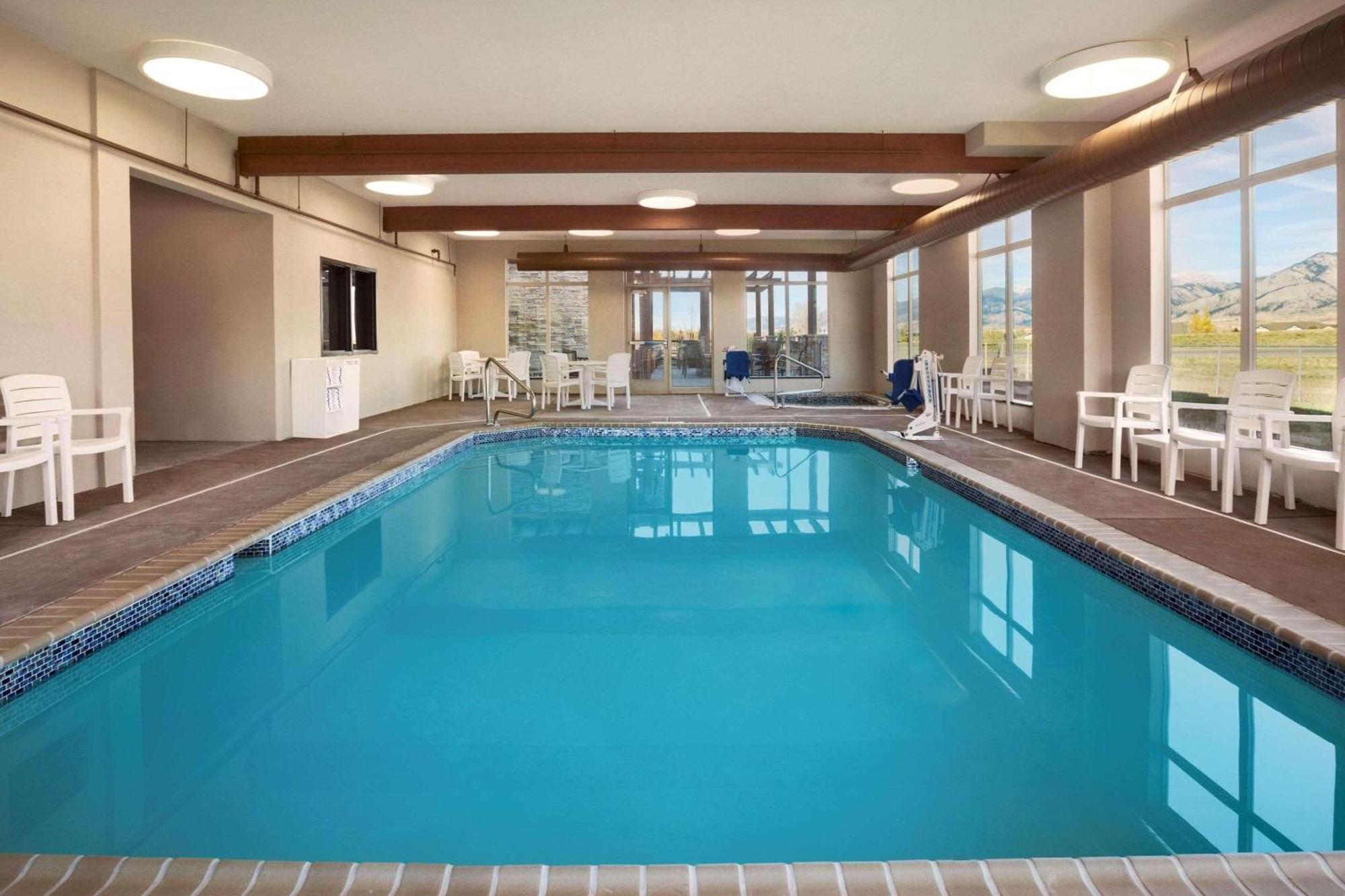 Country Inn & Suites By Radisson, Bozeman, Mt Экстерьер фото